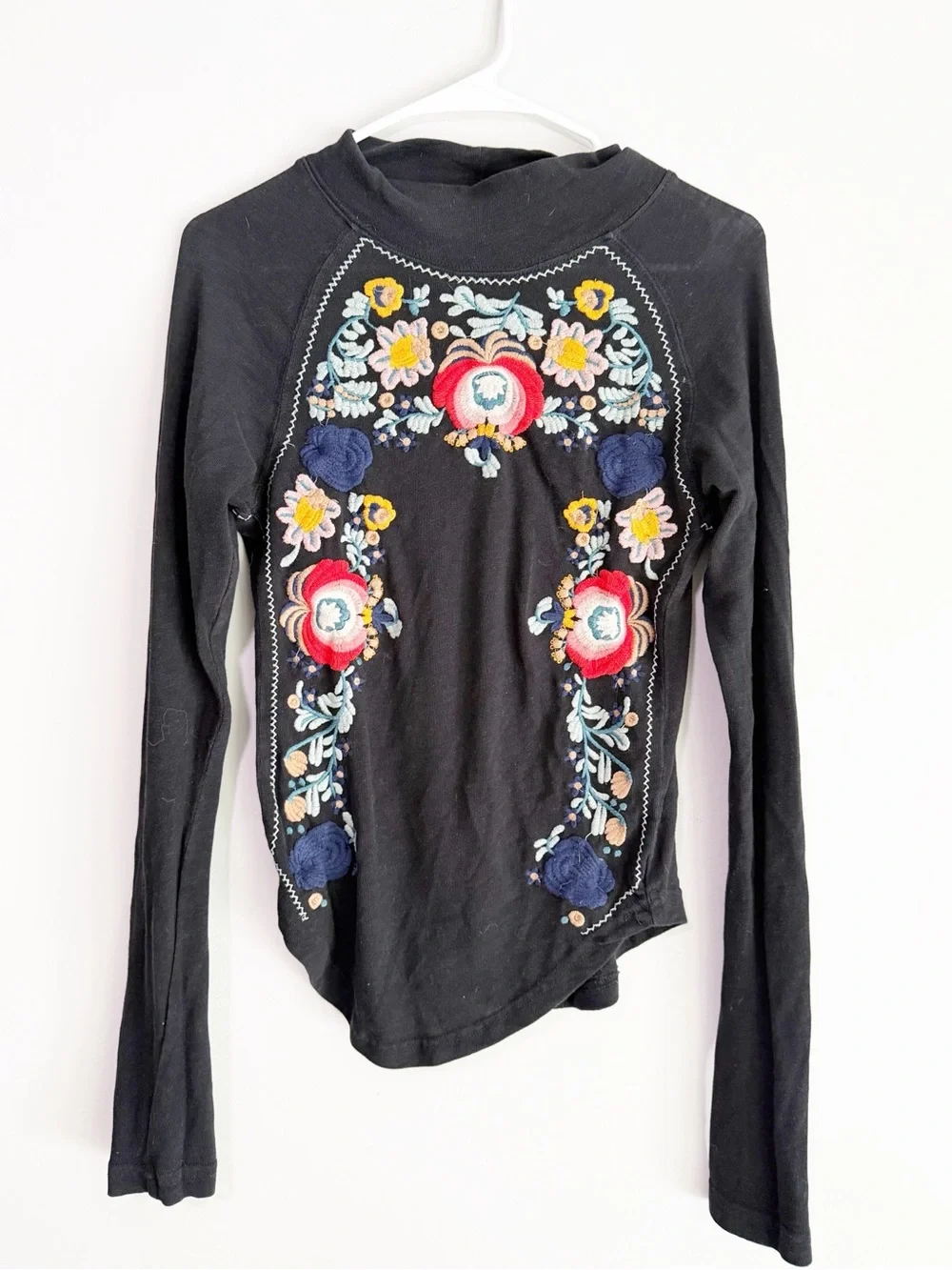 Free people disco rose embroidered floral long sleeve top black size medium